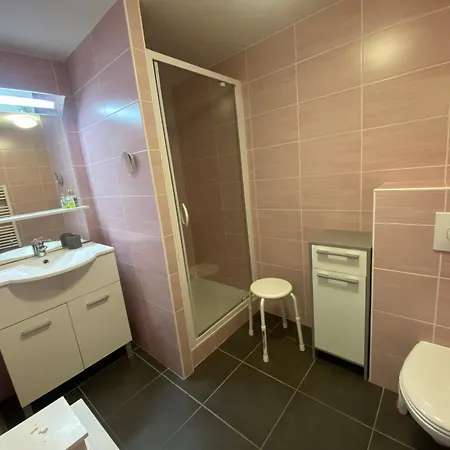 T4 Avec Balcon Proche Plage Et Centre-ville - 33120 - Fr-1-374-203 Apartment *